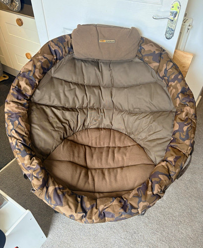 Fox lounger chair - fox,